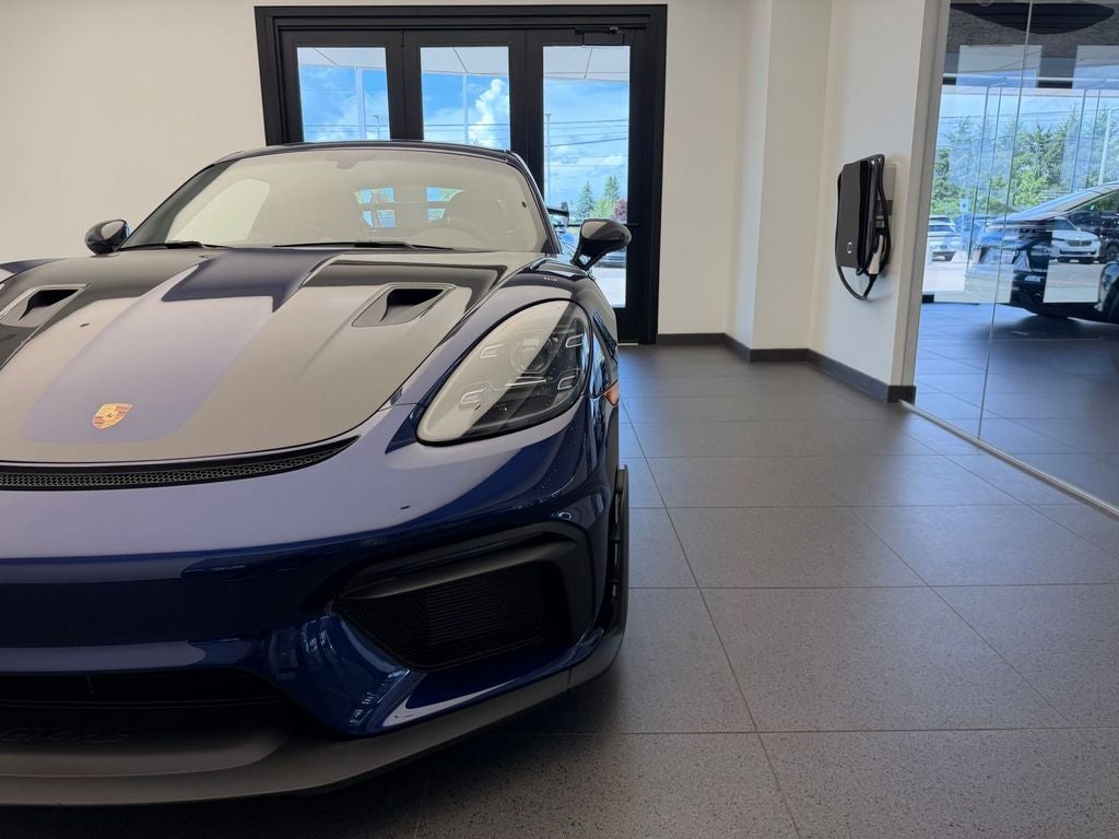 2025 Porsche 718 Cayman GT4 RS