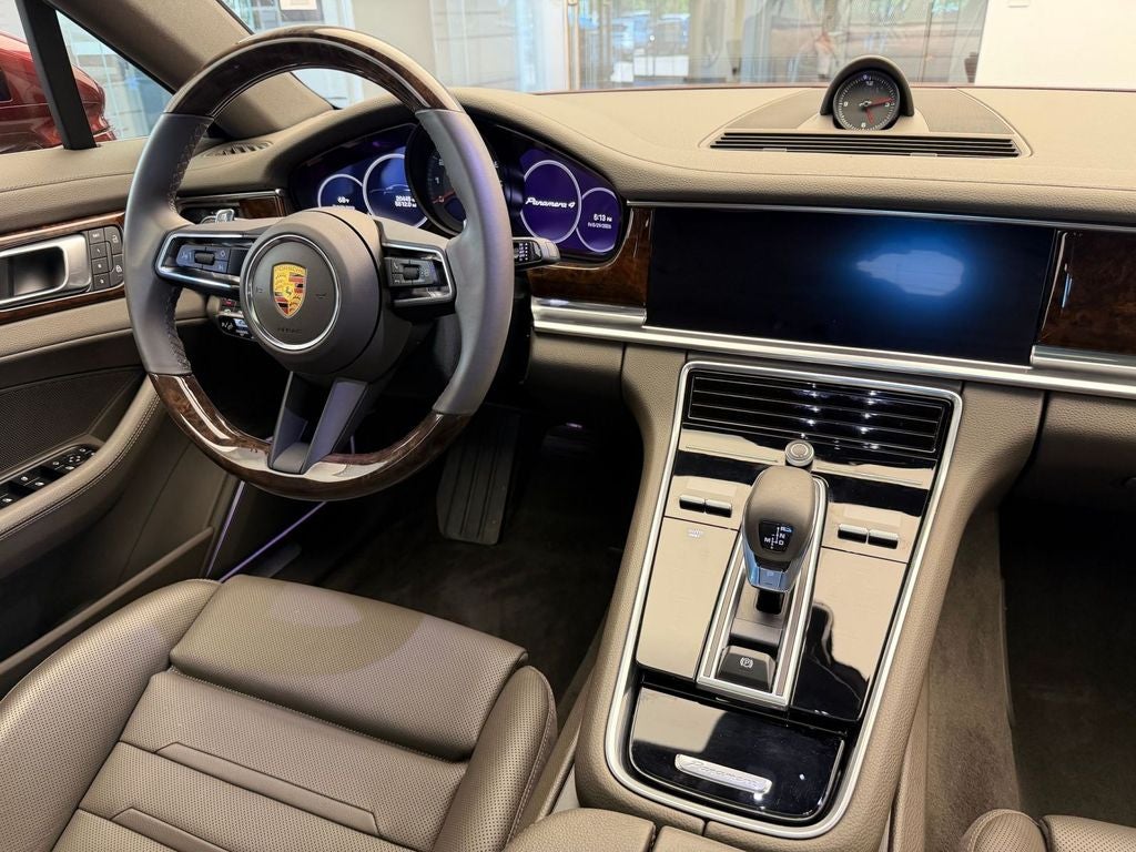 2022 Porsche Panamera 4