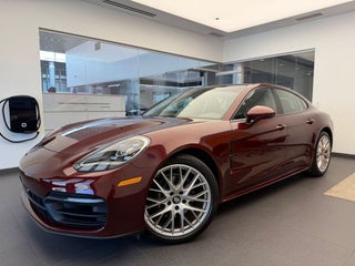 2022 Porsche Panamera 4