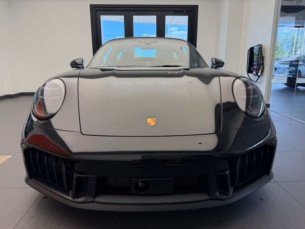 2025 Porsche 911 Targa 4 GTS