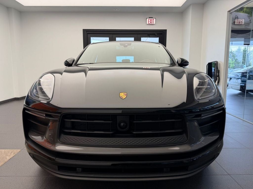 2024 Porsche Macan T