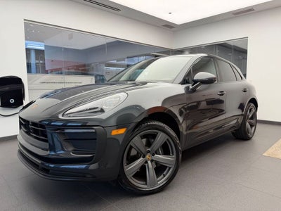 2026 Porsche Macan Base