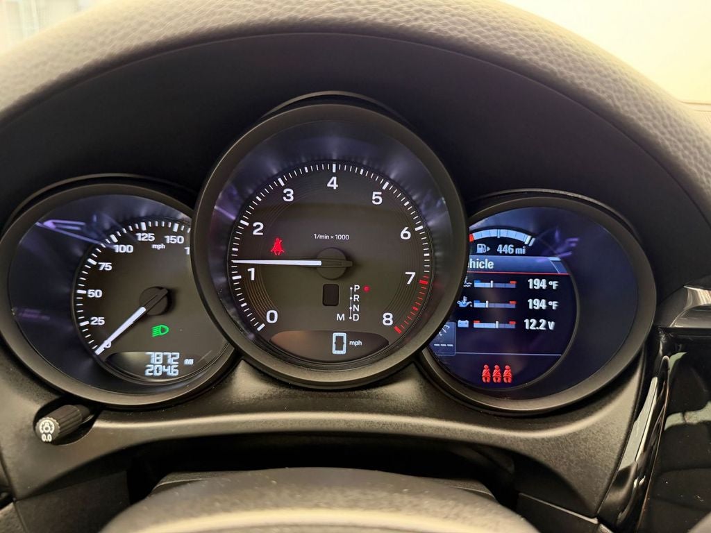2026 Porsche Macan Base