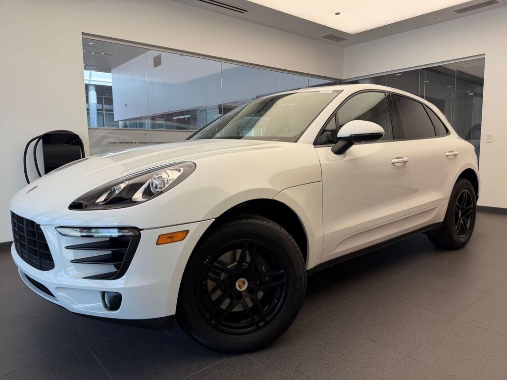 2018 Porsche Macan Base