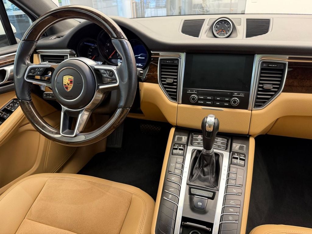 2018 Porsche Macan Base