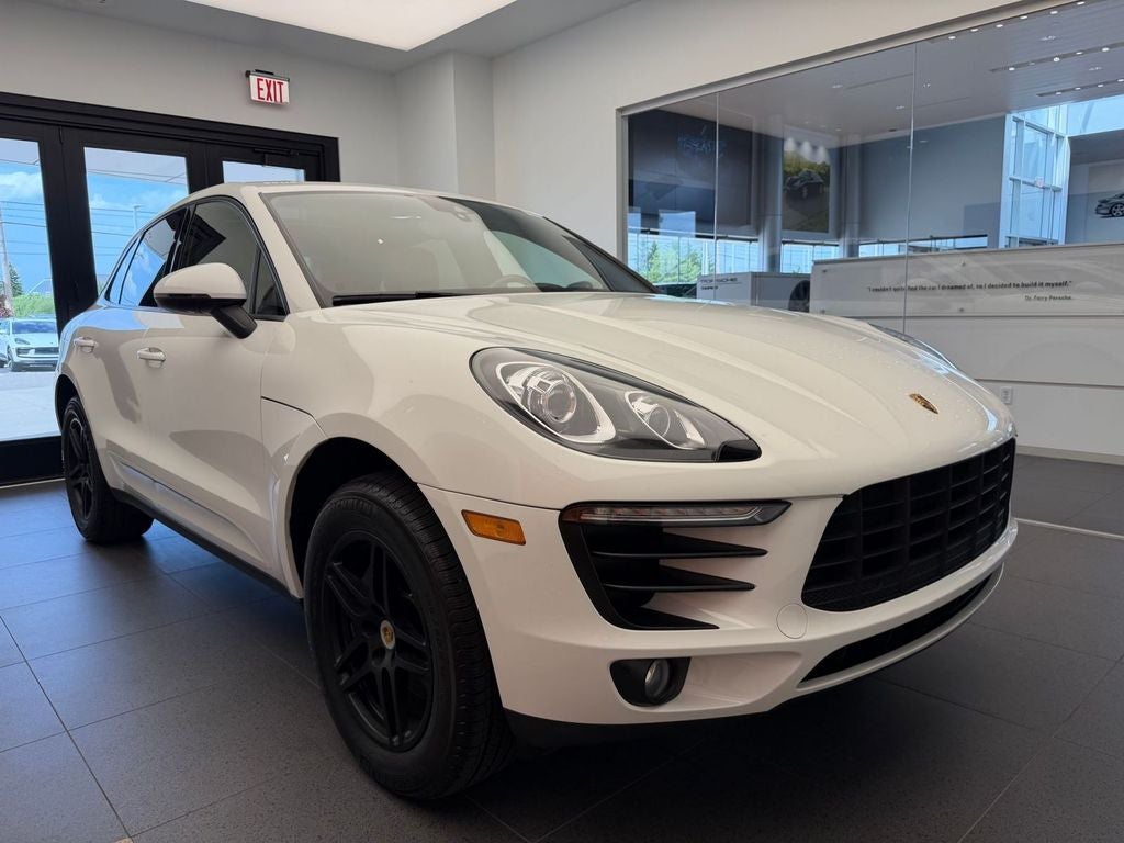 2018 Porsche Macan Base