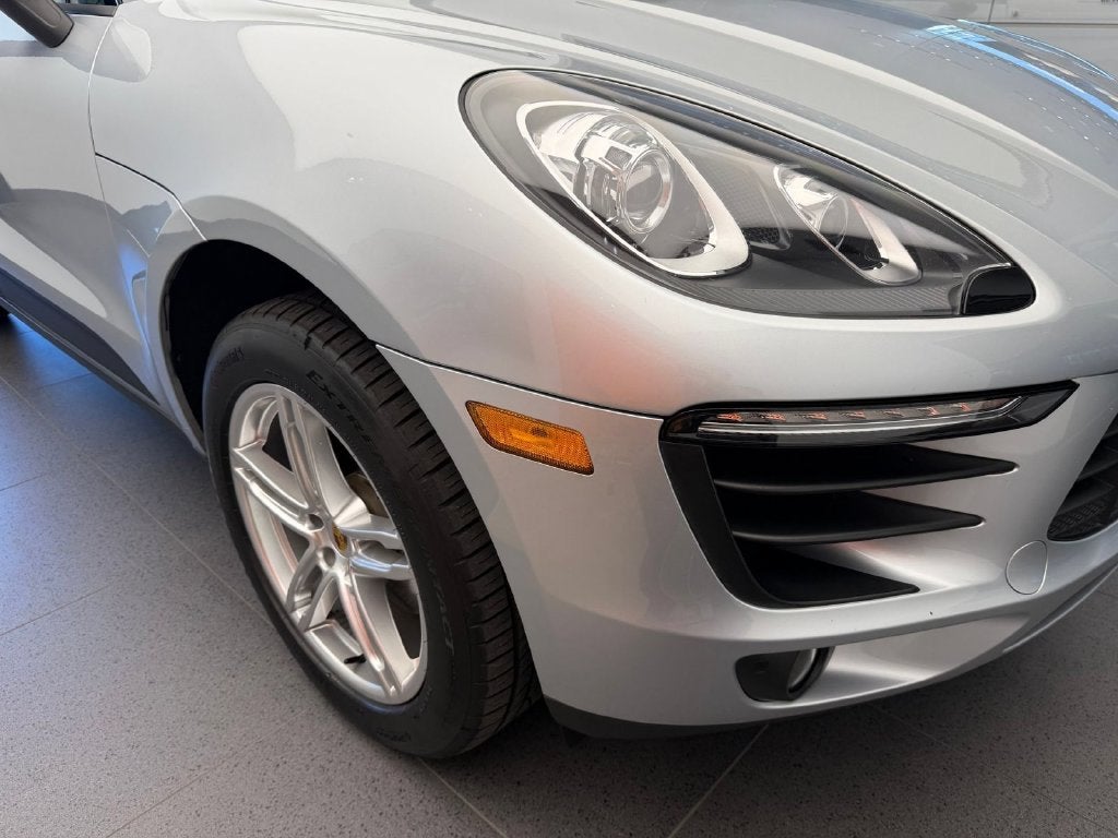 2017 Porsche Macan Base