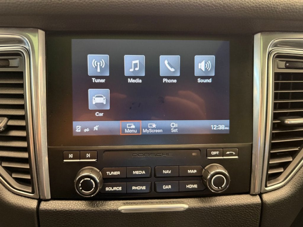 2017 Porsche Macan Base