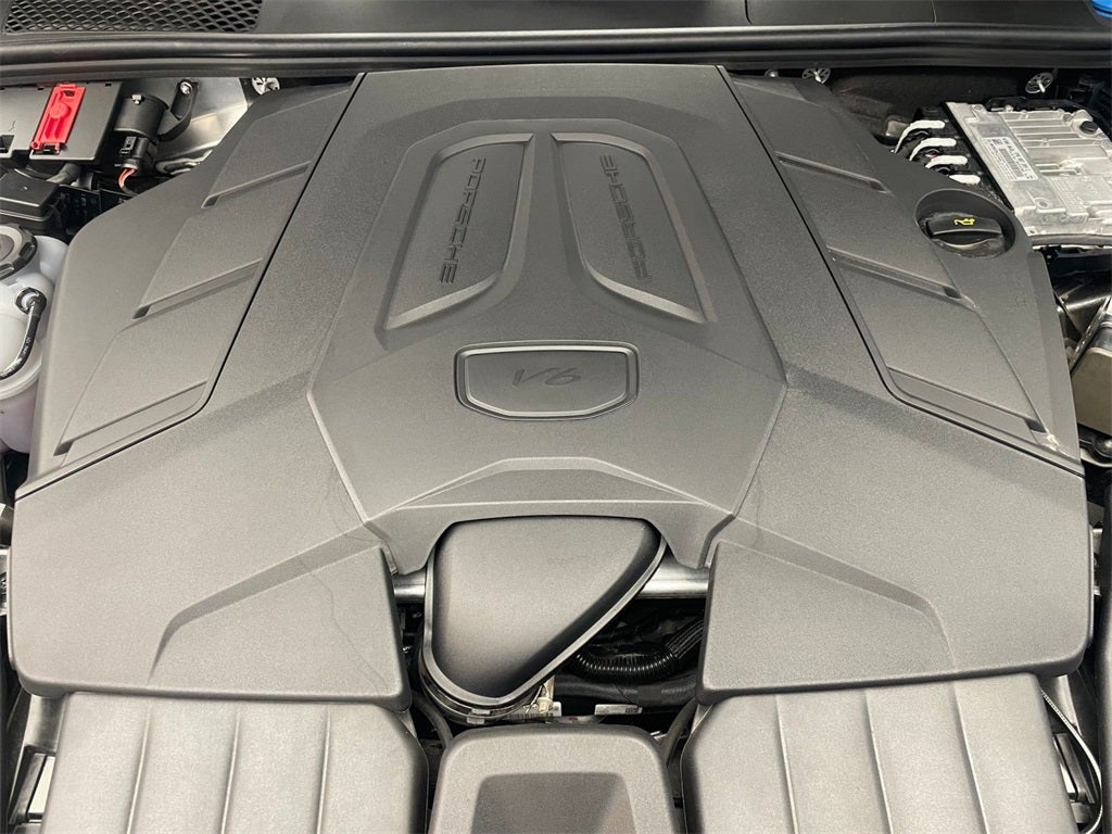 2025 Porsche Cayenne Base