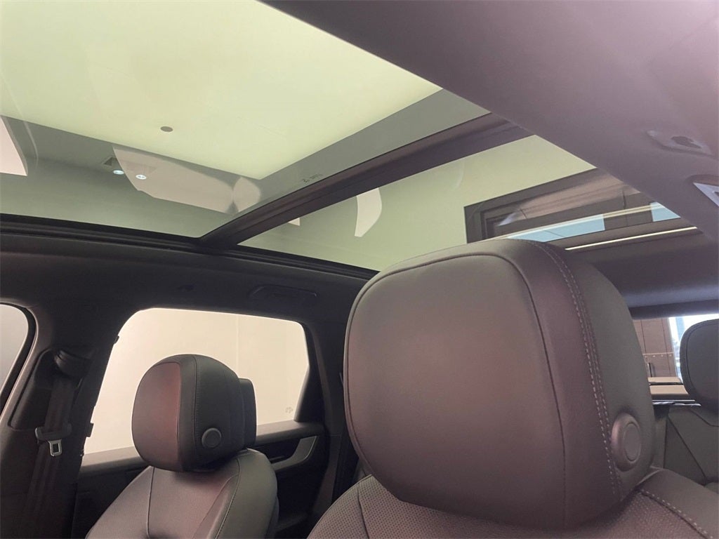 2025 Porsche Cayenne Base