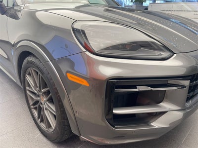 2025 Porsche Cayenne Base