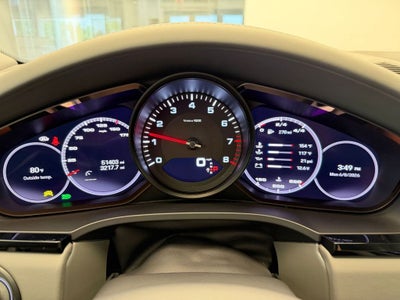 2022 Porsche Cayenne Base