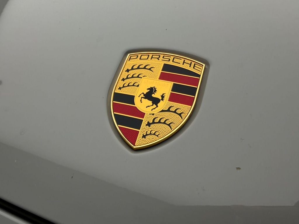 2022 Porsche Cayenne Base