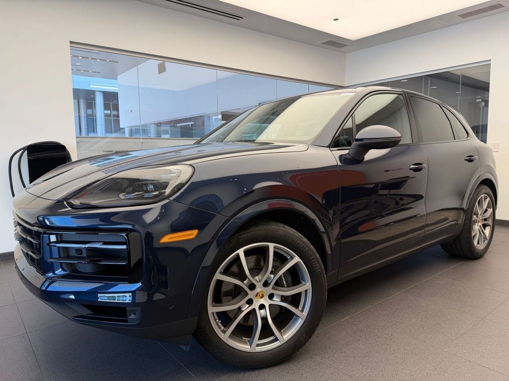 2024 Porsche Cayenne Base