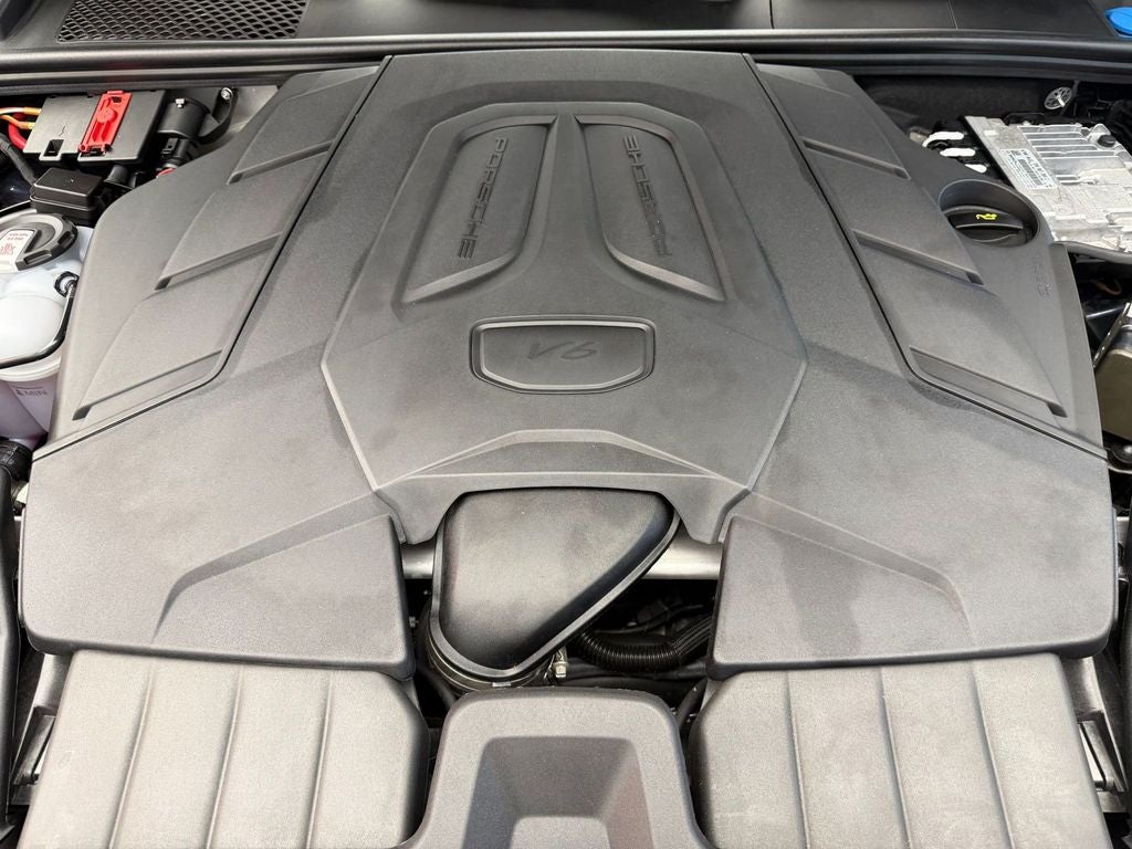 2024 Porsche Cayenne Base