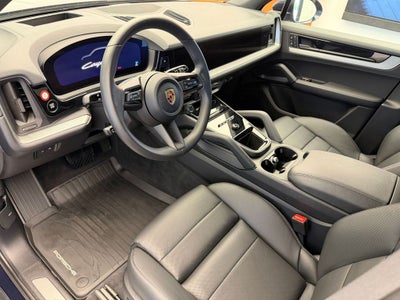 2024 Porsche Cayenne Base
