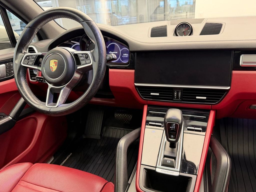 2023 Porsche Cayenne Platinum Edition