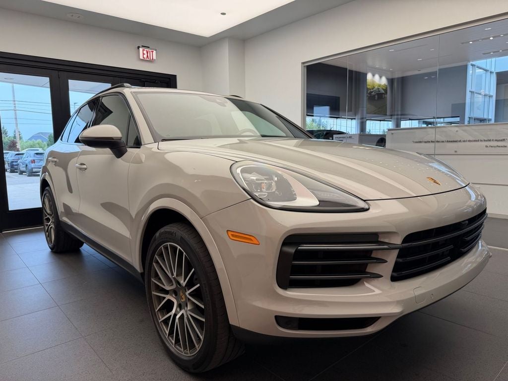 2023 Porsche Cayenne Platinum Edition