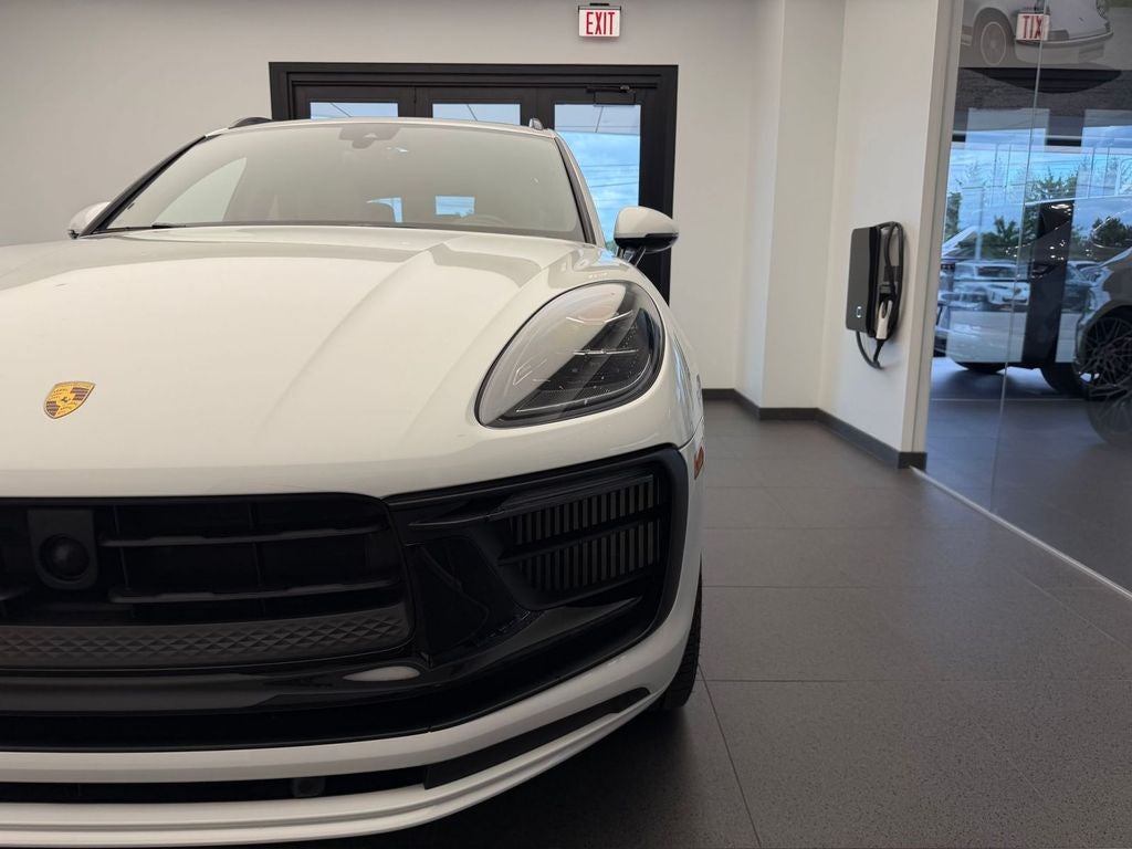 2024 Porsche Macan S
