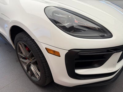 2022 Porsche Macan S