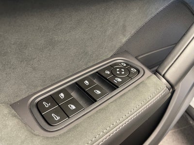 2026 Porsche Cayenne GTS