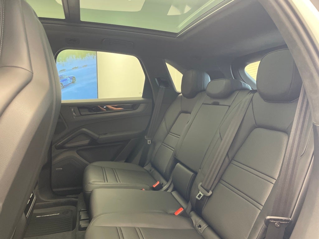 2026 Porsche Cayenne GTS