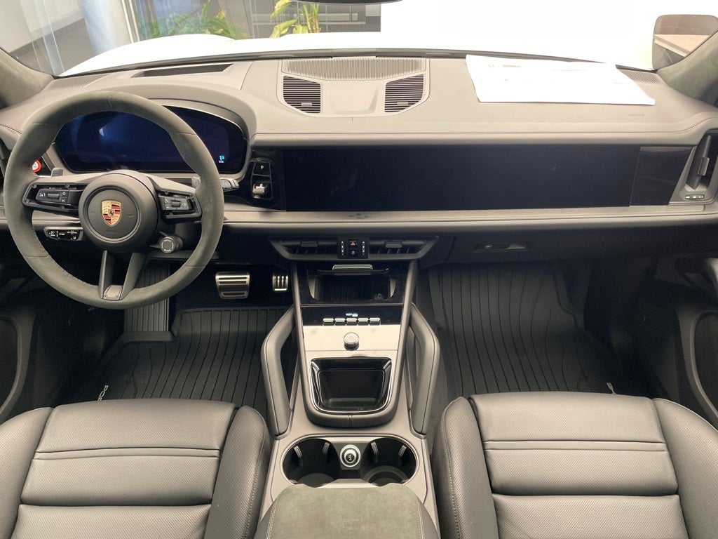 2026 Porsche Cayenne GTS