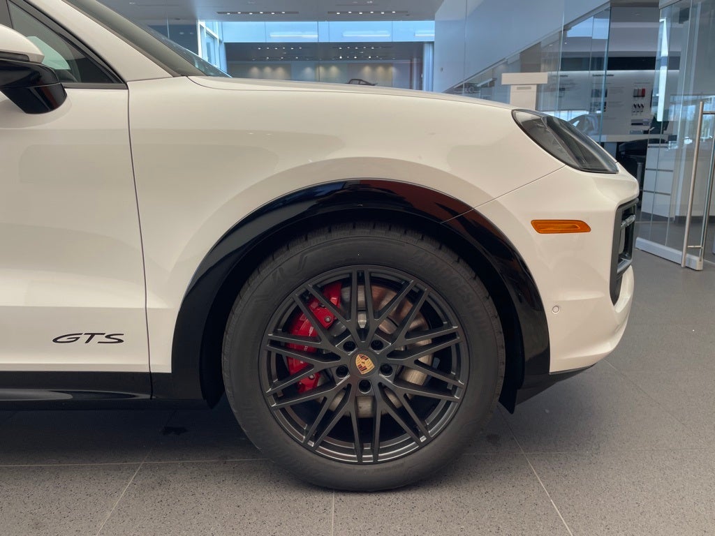 2026 Porsche Cayenne GTS