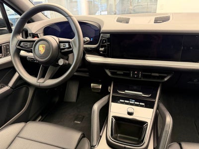 2025 Porsche Cayenne S
