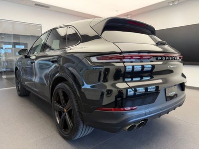 2025 Porsche Cayenne S