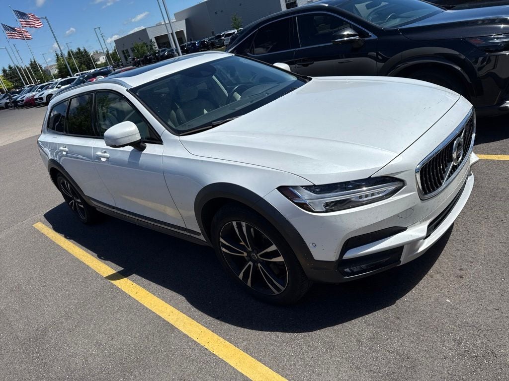2018 Volvo V90 Cross Country T5