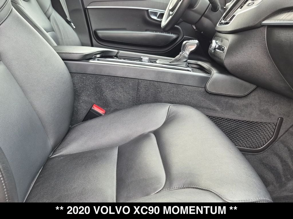 2020 Volvo XC90 T5 Momentum