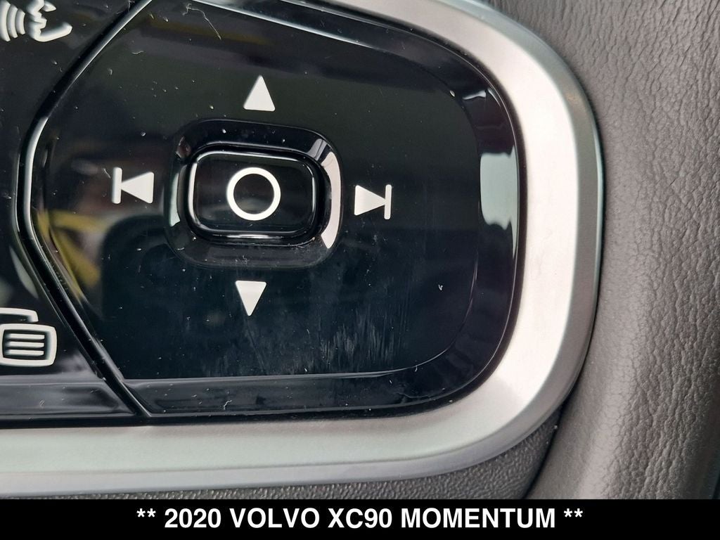 2020 Volvo XC90 T5 Momentum