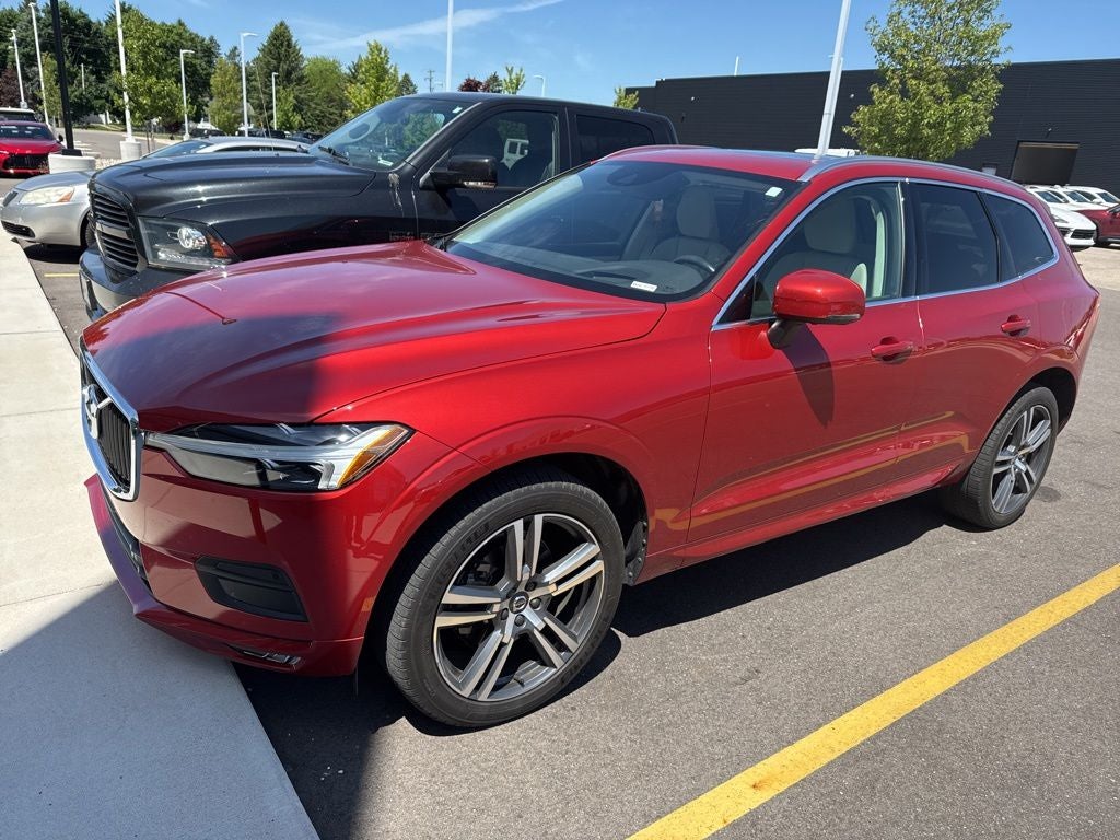 2021 Volvo XC60 T5 Momentum