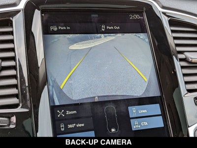 2016 Volvo XC90 T6 Momentum