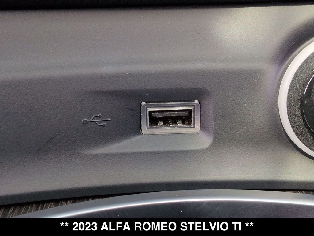 2023 Alfa Romeo Stelvio Ti