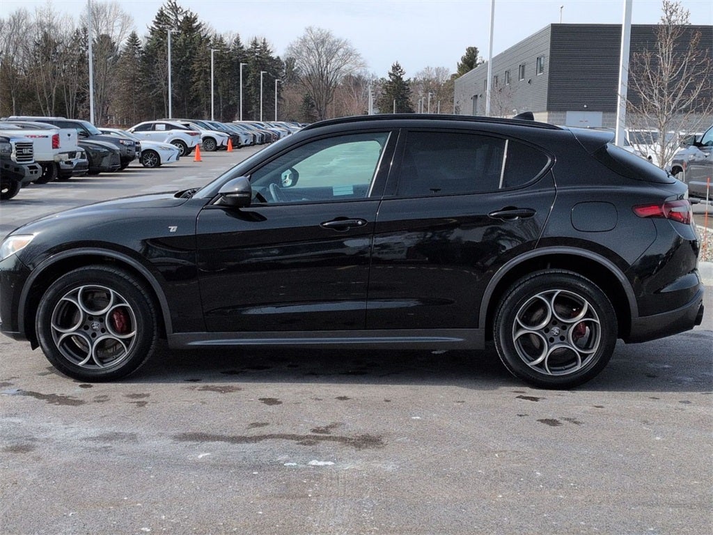2023 Alfa Romeo Stelvio Ti